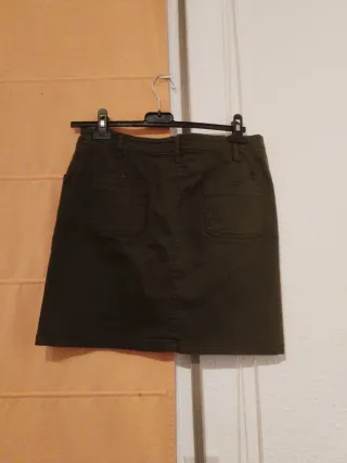 Falda corta verde