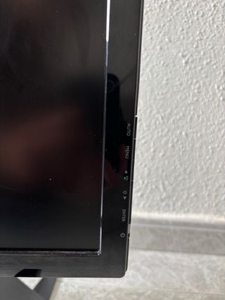 Monitor BenQ Negro con Soporte Universal