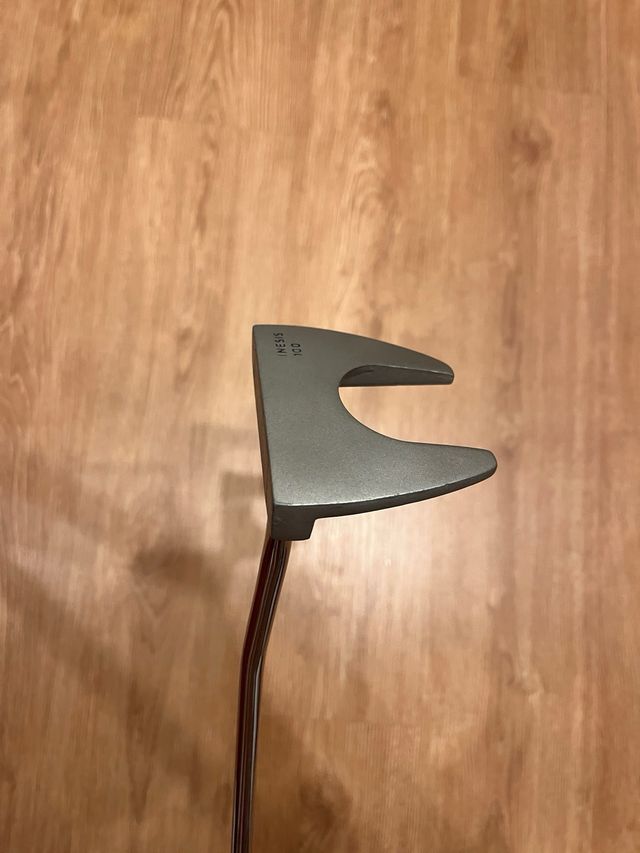 Putter Inesis zurdo