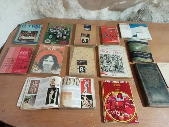 Raccolta di Libri Antichi degli Anni '70