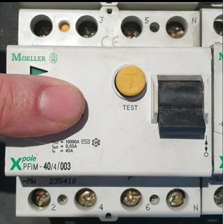 Interruptor Diferencial Moeller PFIM-40/4/003