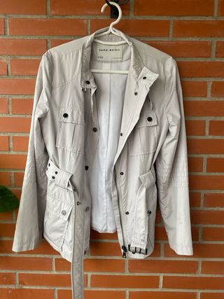Gabardina Zara Basic Gris Talla M