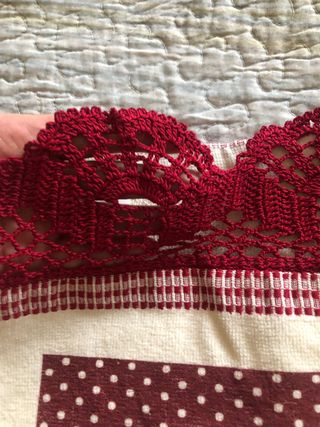 Asciugamano uncinetto beige e rosso