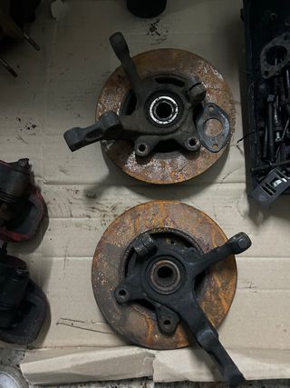 Manguetas y discos Renault Super 5