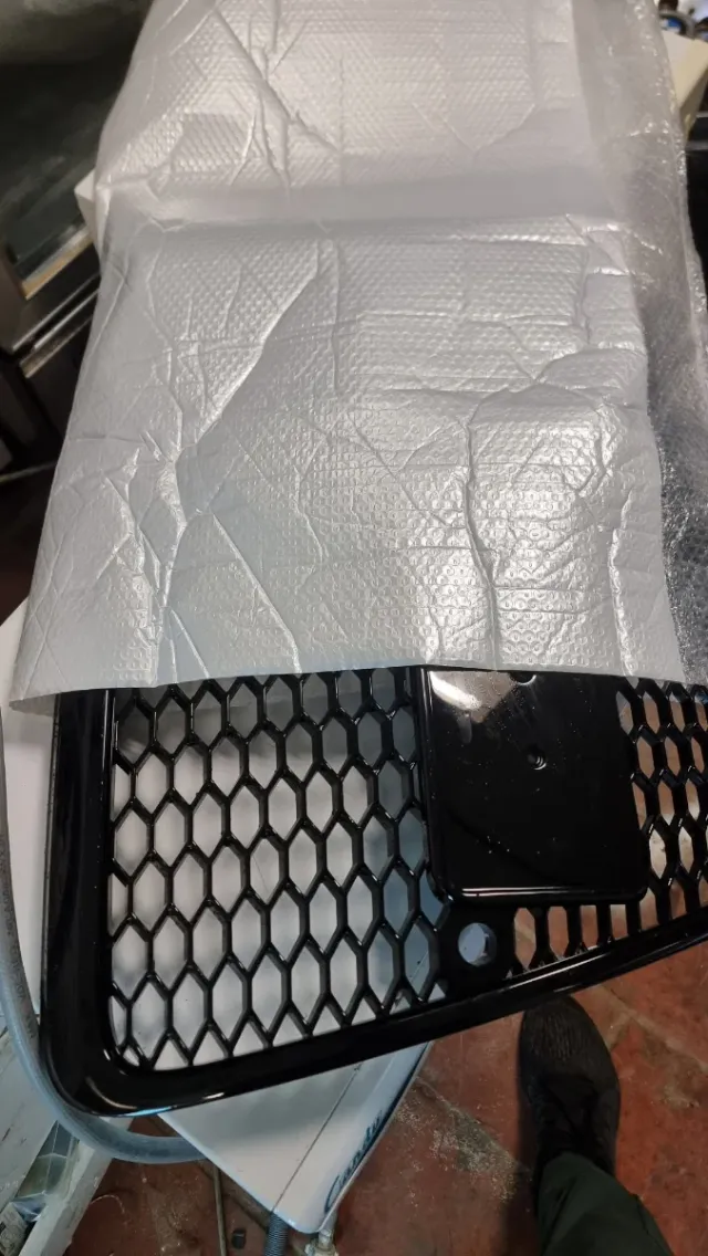 Parrilla Delantera Audi A4 A6 .año 2008 hasta 2011