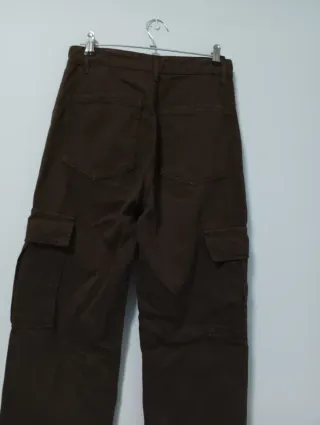 Pantalón ancho marrón