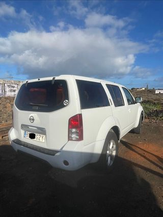 Nissan Pathfinder 2010