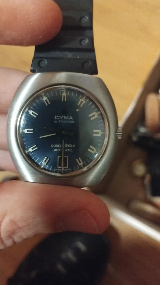 Reloj Cyma Conquistador Automático
