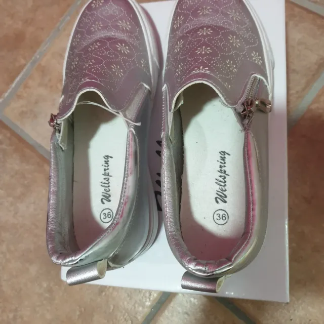 Scarpe Wellspring Argento