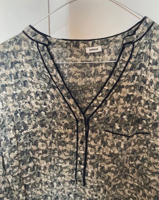 Blusa fluida militar