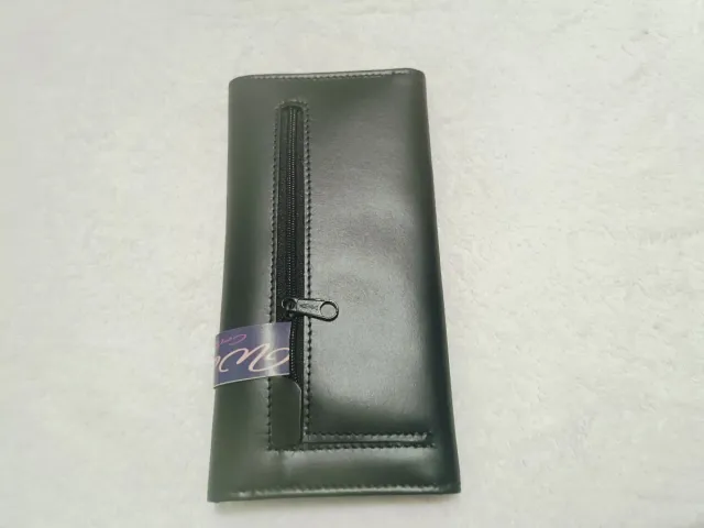 Cartera negra de mujer