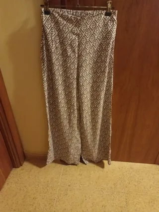 Pantalones largos Mango Teen estampado