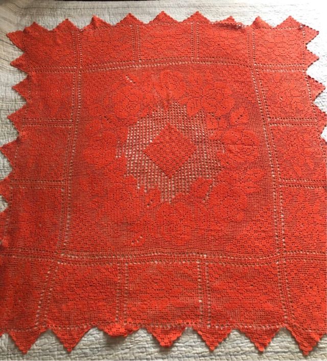 Copritavolo uncinetto vintage arancione