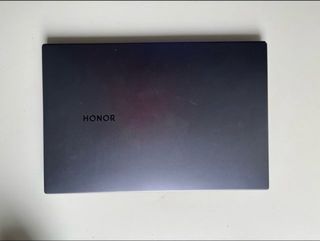 HONOR MagicBook X14 — ligero, rápido y en