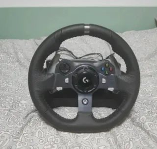 Volante Logitech G920 con Pedales