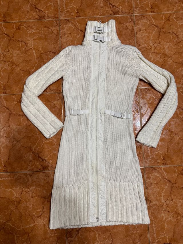 Cárdigan largo de punto blanco t. M