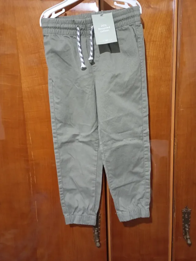 Pantalón jogger H&M bambino T.104 nuovo