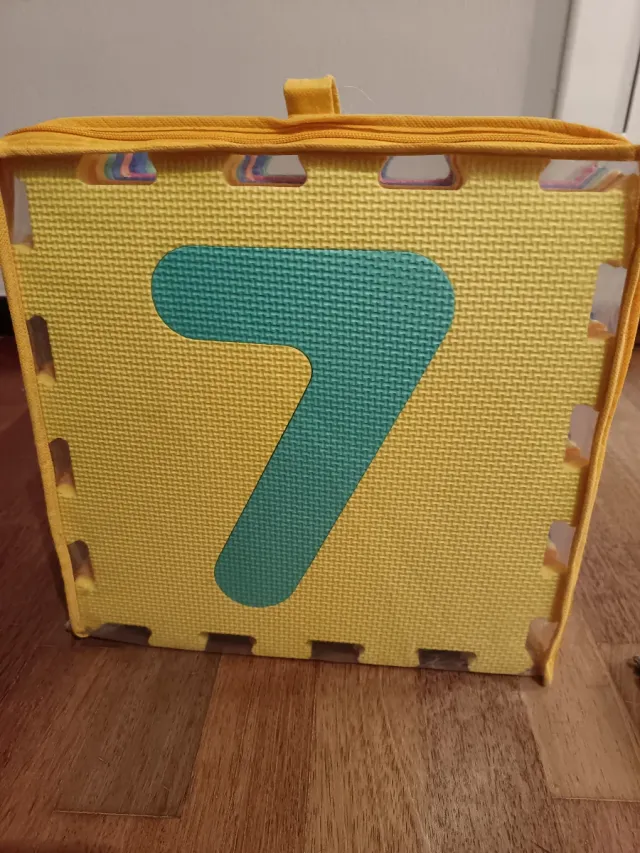 Suelo de goma EVA con números