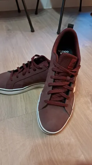 Zapatillas Adidas Talla 45 1/3 Roja