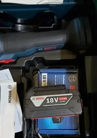 Radial Bosch GWS y Taladro Picador Profesional