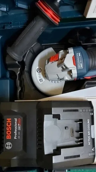 Radial Bosch GWS y Taladro Picador Profesional