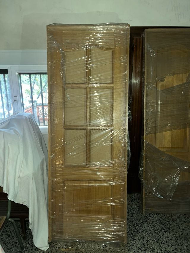 Puertas de madera interiores