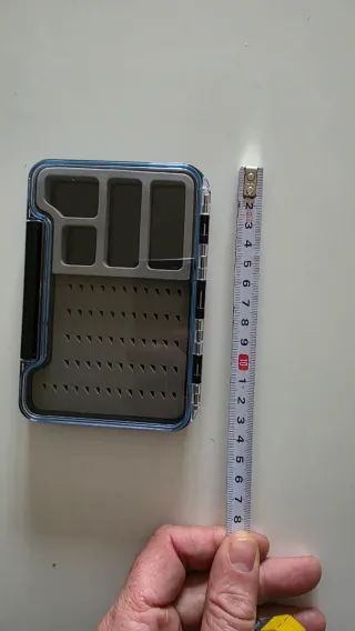 Caja para moscas/ninfas de pesca