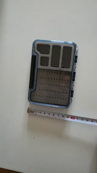 Caja para moscas/ninfas de pesca