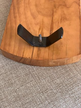 Jamonero de madera y metal