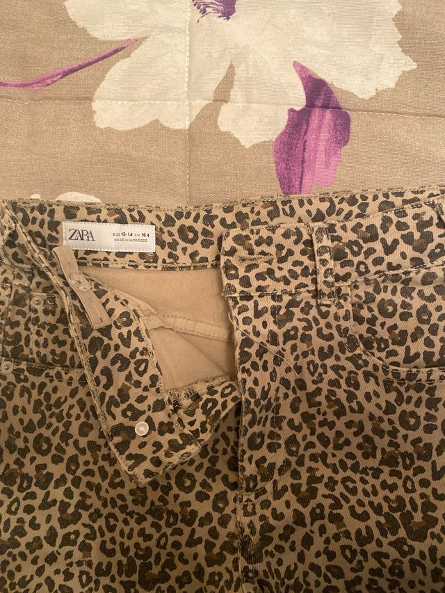 Pantalones Zara campana estampado talla 13-14