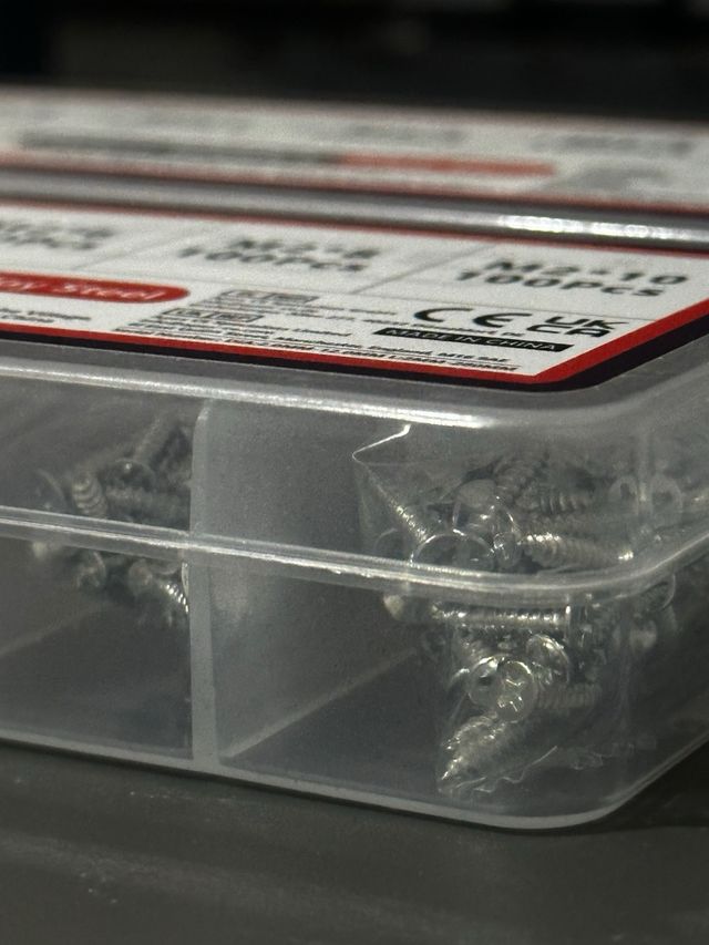 8 Cajas Tornillos 4000 Piezas Nuevas