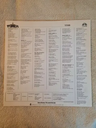 TOWER - Titan - LP Vinilo a 33 R.P.M de 1.982