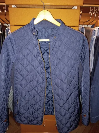 Cazadora guateada azul