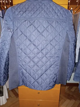 Cazadora guateada azul