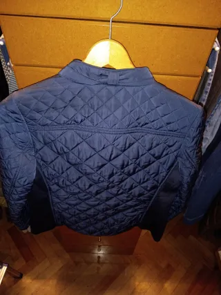 Cazadora guateada azul