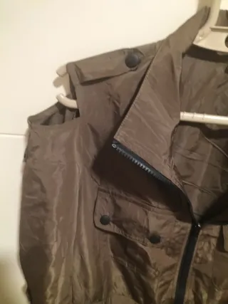 Vestido gabardina largo verde oliva