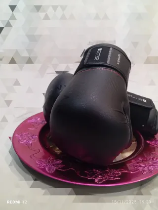 Guantes de boxeo Outshock negros