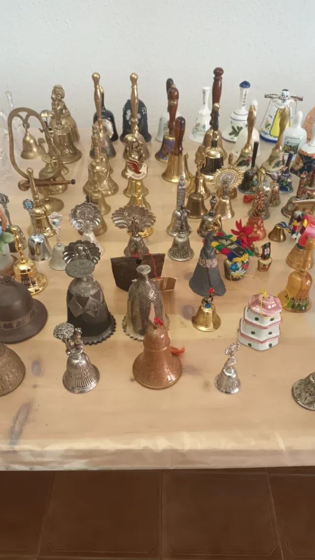 Collezione campanelle in cristallo, ceramica e ferro