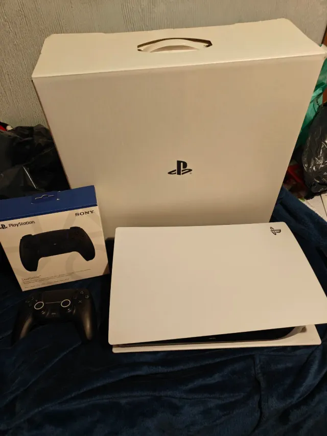 Consola PS5 Digital Edition Bianca fat