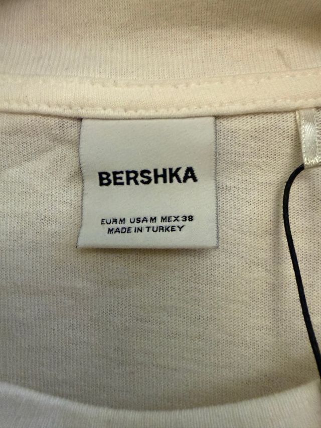 Camiseta Bershka Blanca Talla M