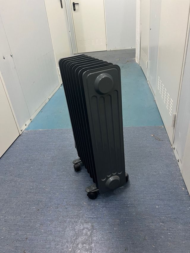 Radiador AEG RA 5520 Negro/Plata 1500W