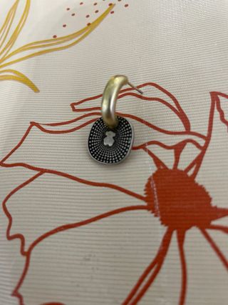 Pendiente Tous Aro con Colgante Circular