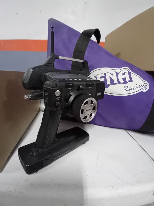 RC Hyper 7 Pro. Y  Mando RC Sanwa M12S