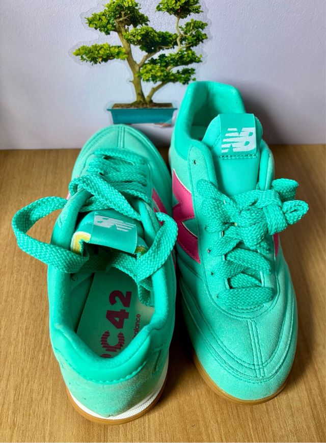 New Balance Verde y Rosa