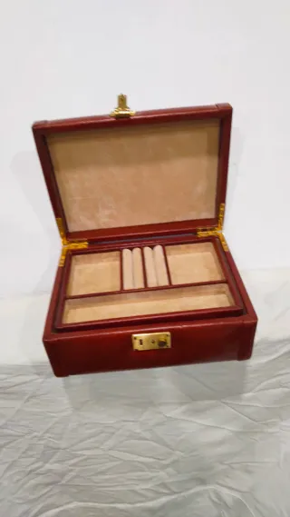 Joyero bolso caja piel marrón bronce París años 40