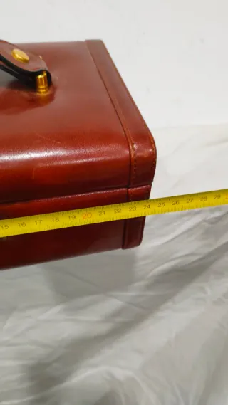 Joyero bolso caja piel marrón bronce París años 40