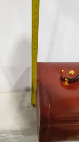 Joyero bolso caja piel marrón bronce París años 40