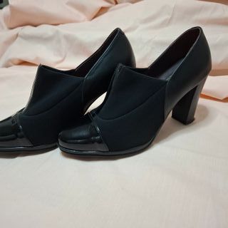 Zapatos Chamby Piel y Neopreno Negros