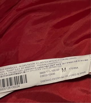 Gabardina Stradivarius Roja Talla M