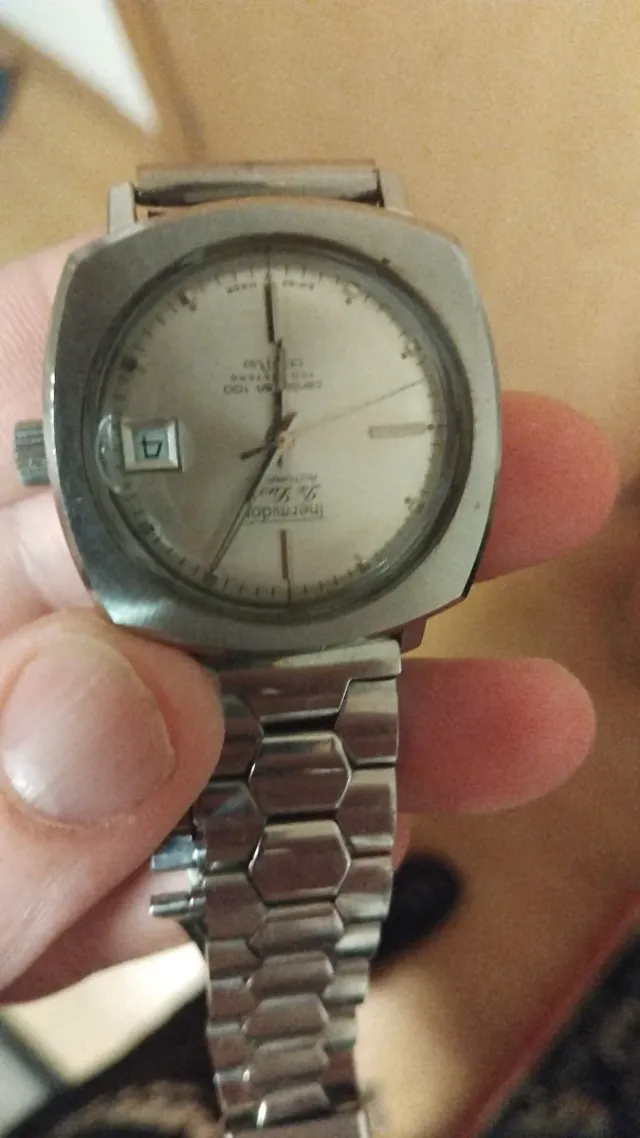 Reloj Inermador Plata y Blanco